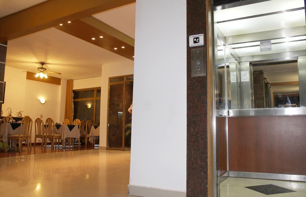 Dallas Hotel Сан-Мигель-де-Тукуман Экстерьер фото